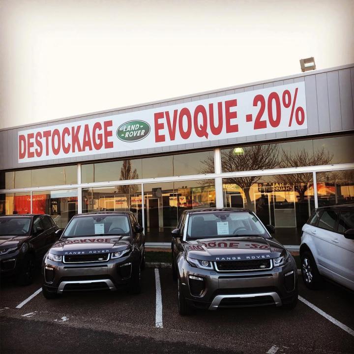 Panneaux publicitaires extérieurs Mâcon